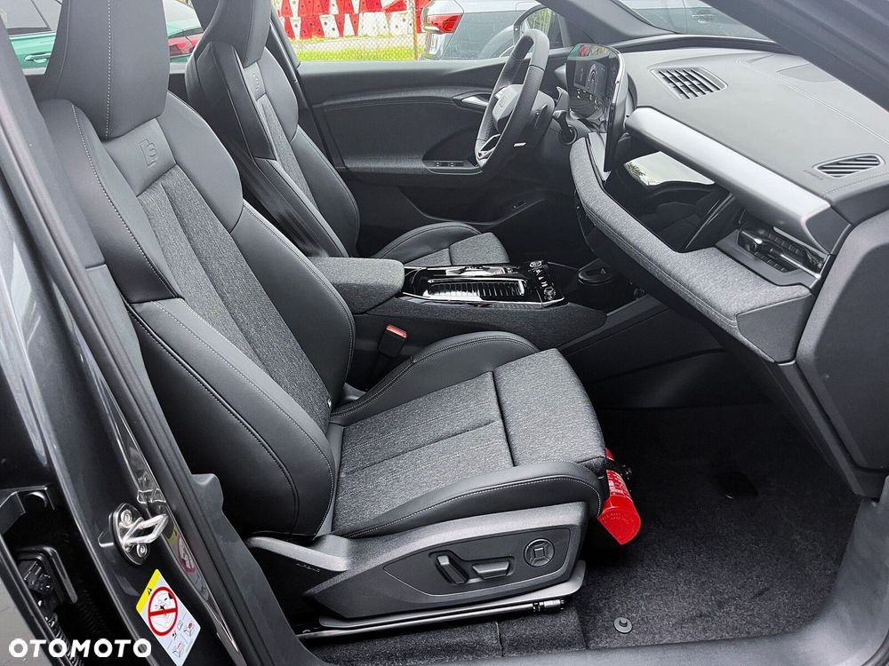 Audi Q6 e-tron - 22