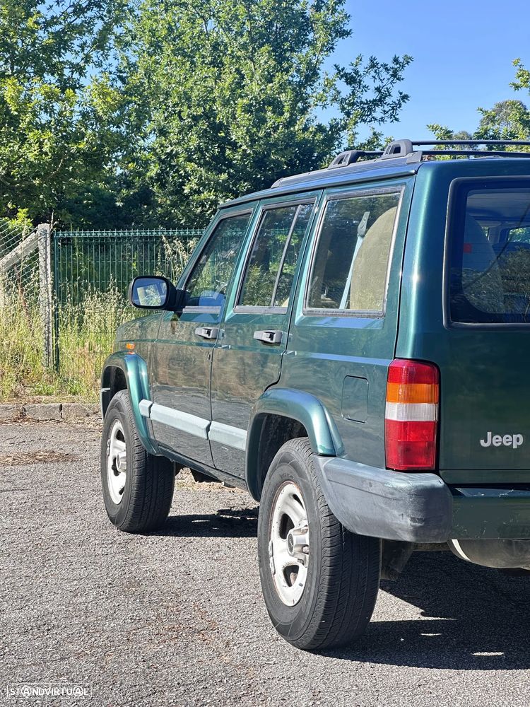 Jeep Cherokee 2.5 TD Sport - 5