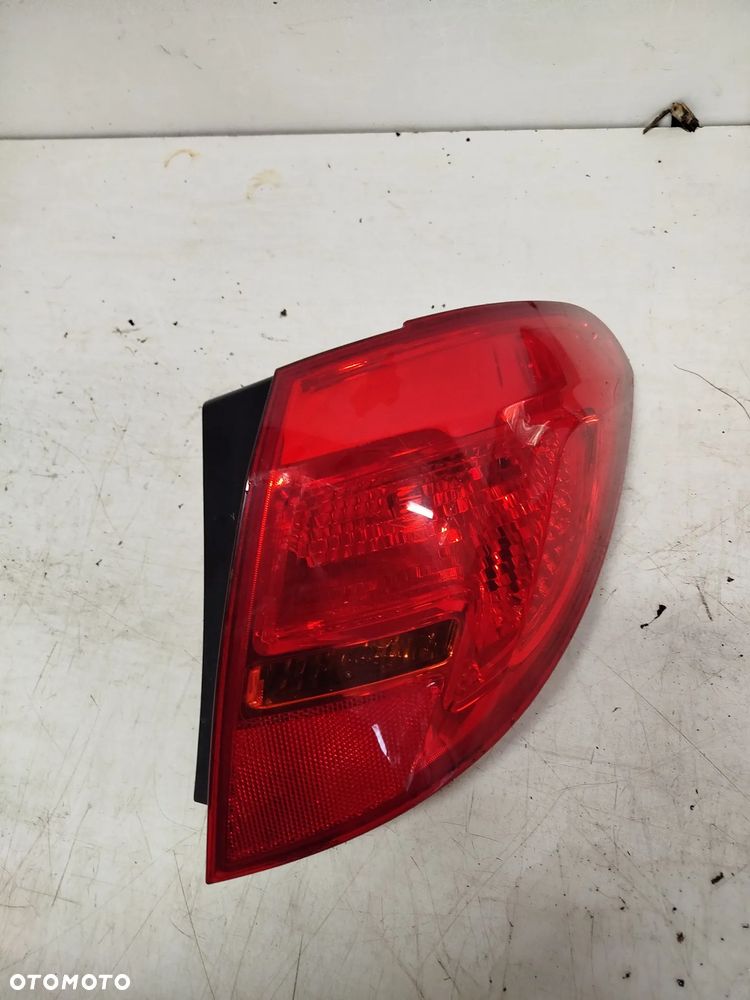 + LAMPA TYL TYLNA PRAWA OPEL MERIVA B 2 II