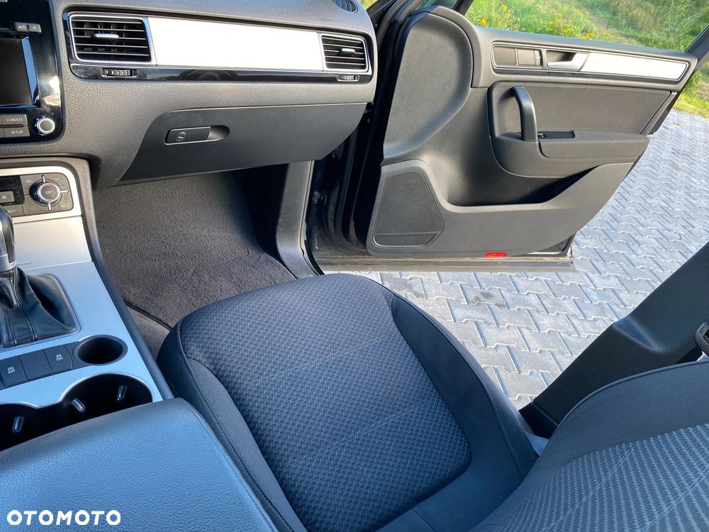 Volkswagen Touareg 3.0 V6 TDI DPF Tiptr - 16