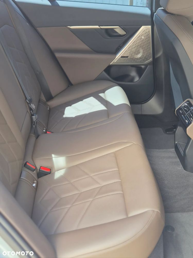 BMW Seria 5 - 17
