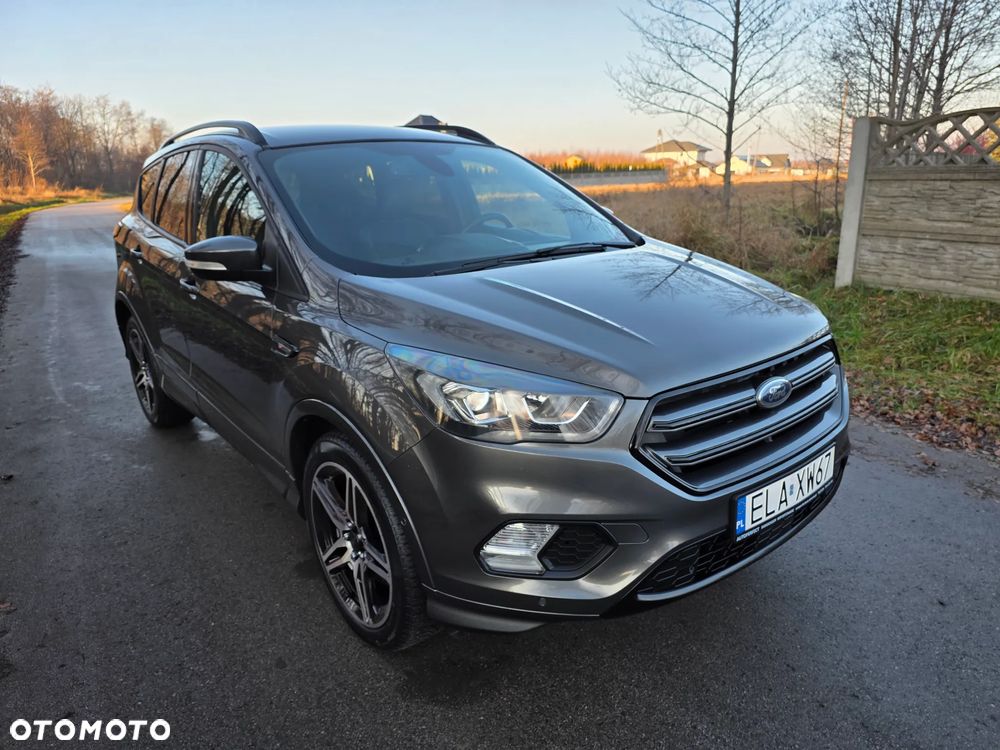 Ford Kuga 2.0 TDCi FWD ST-Line - 37