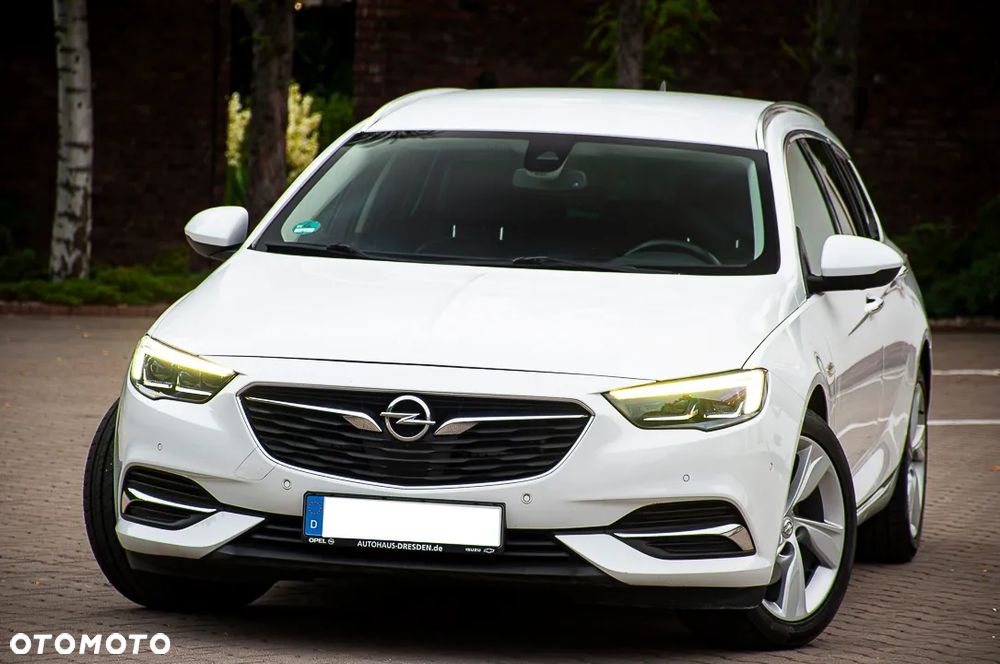 Opel Insignia 2.0 BiTurbo 4x4 Ultimate Exclusive - 6