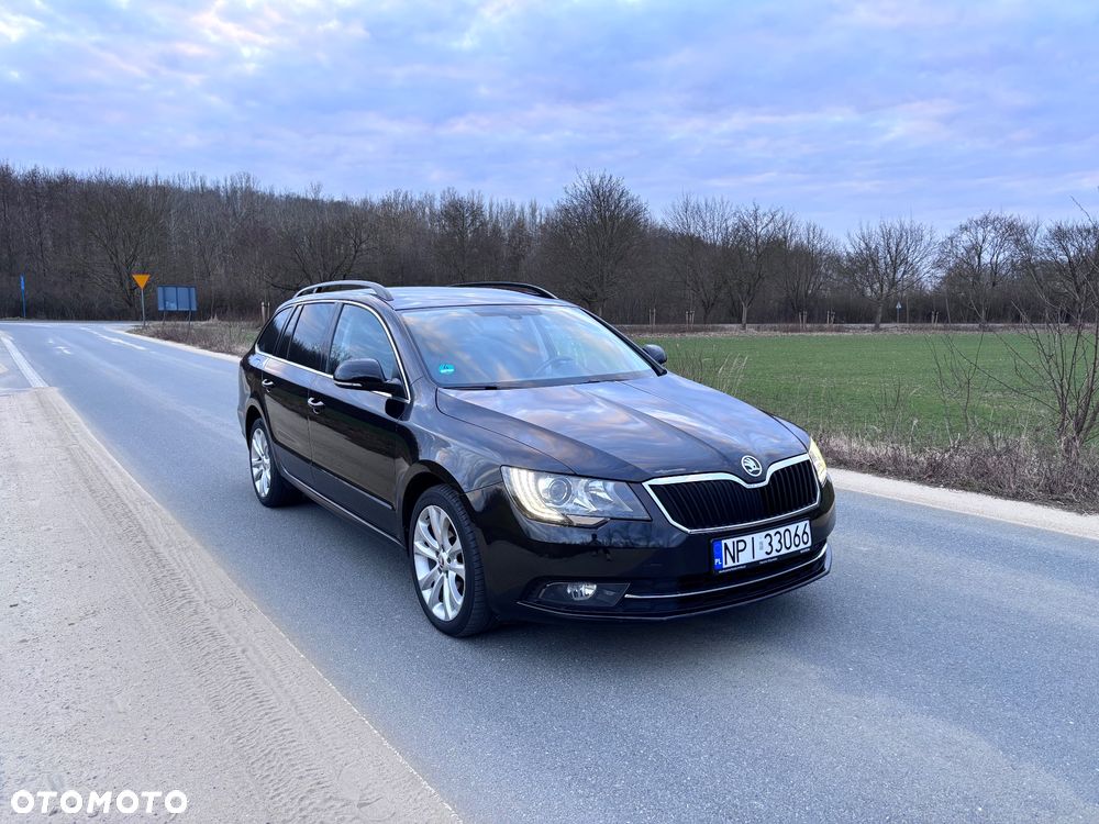 Skoda Superb 2.0 TDI Platinum - 6