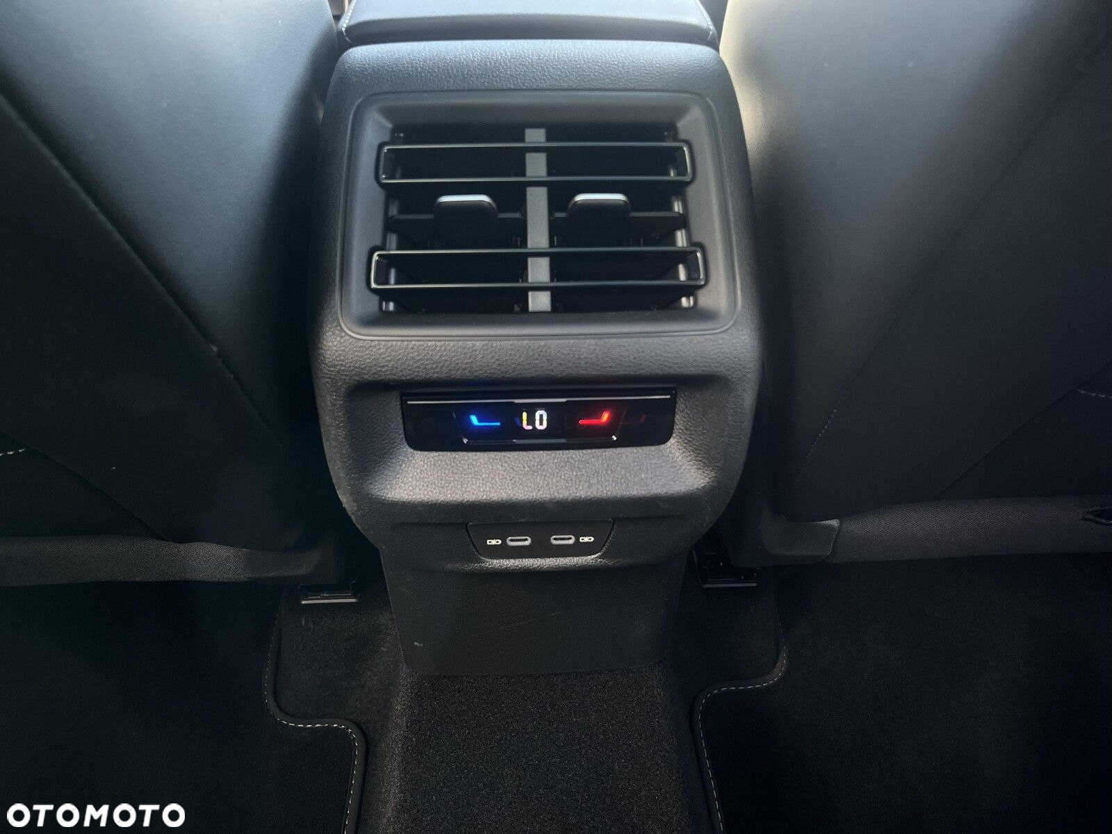 Volkswagen Tayron - 33