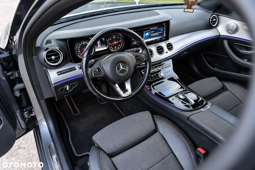 Mercedes-Benz Klasa E 220 d 9G-TRONIC - 8