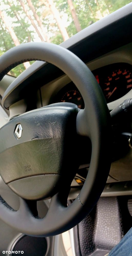 Renault Trafic - 10