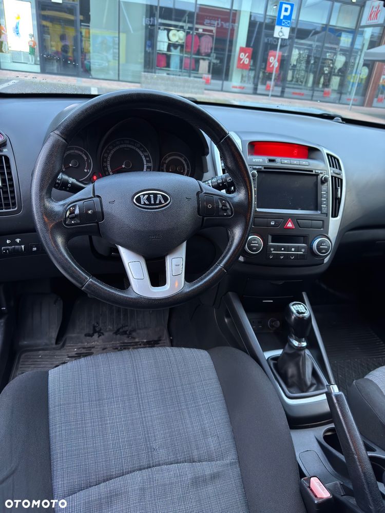 Kia Ceed 1.6 CRDi LX - 9
