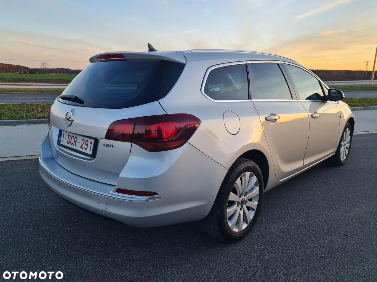 Opel Astra 1.6 CDTI DPF ecoFLEX Sports TourerStart/Stop Exklusiv - 4