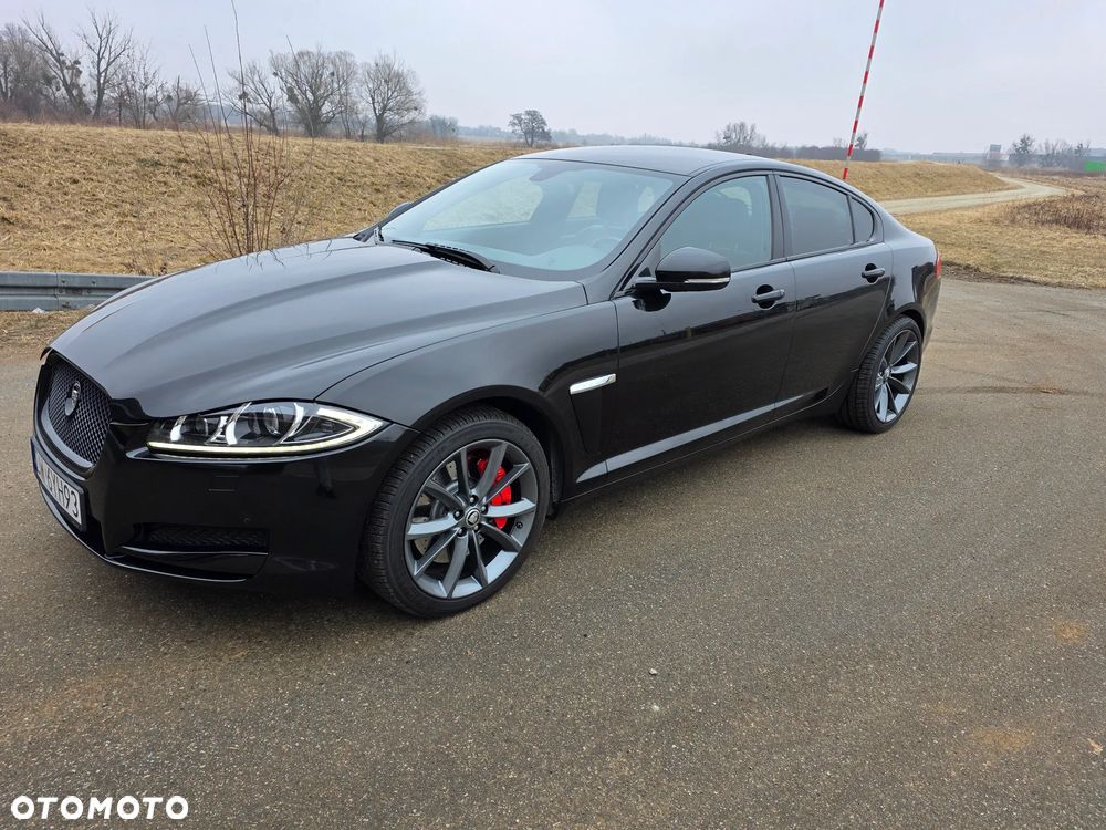 Jaguar XF 3.0 T AWD Classic - 4