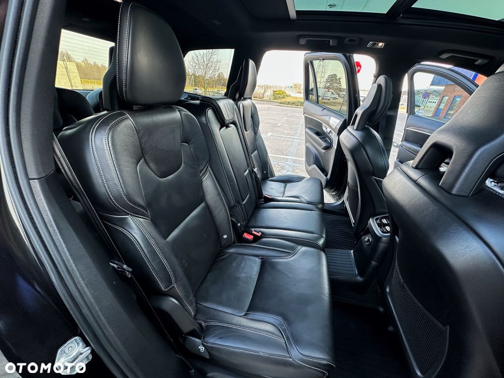 Volvo XC 90 T8 AWD Plug-In Hybrid R-Design 7os - 15