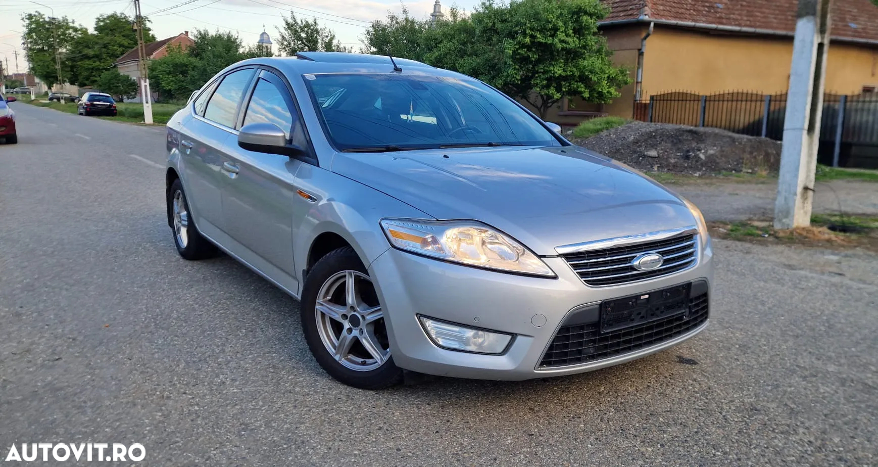Ford Mondeo 2.0 Duratec Titanium - 2