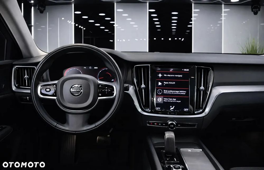 Volvo V60 B3 B Momentum Core - 5
