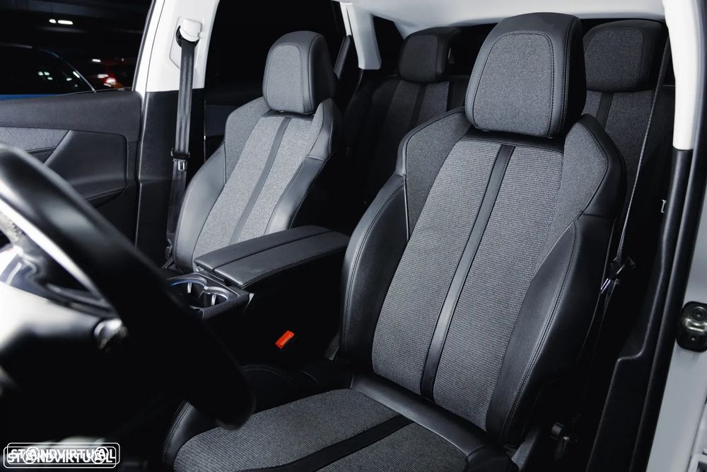 Peugeot 3008 1.2 PureTech Allure - 6