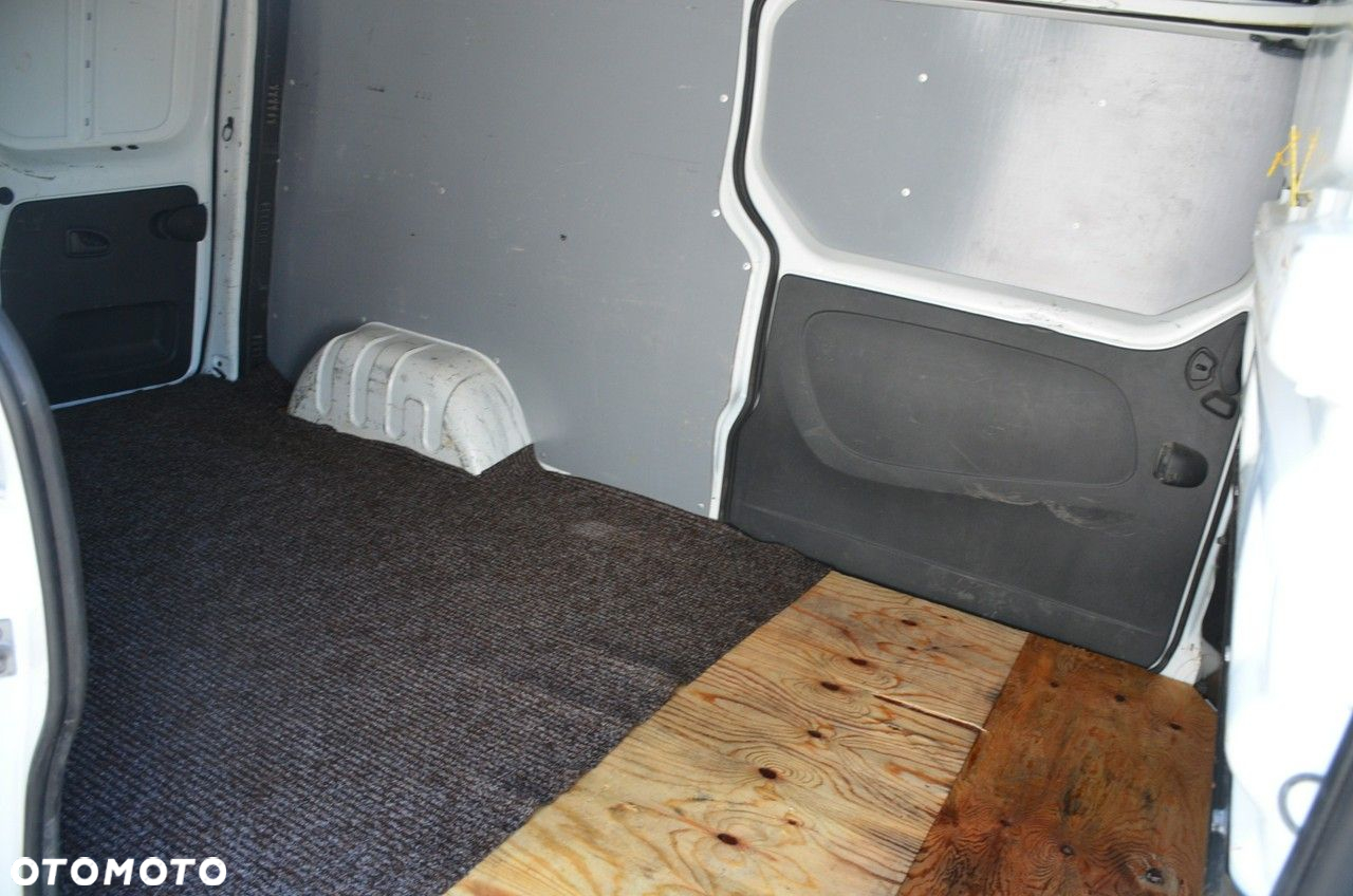 Volkswagen Transporter - 13