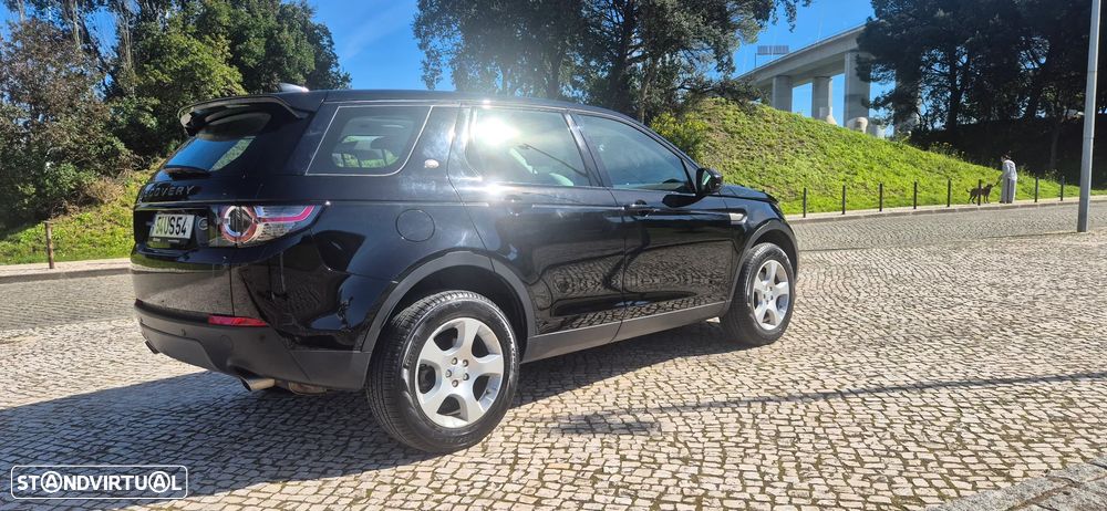 Land Rover Discovery Sport 2.0 eD4 HSE - 8