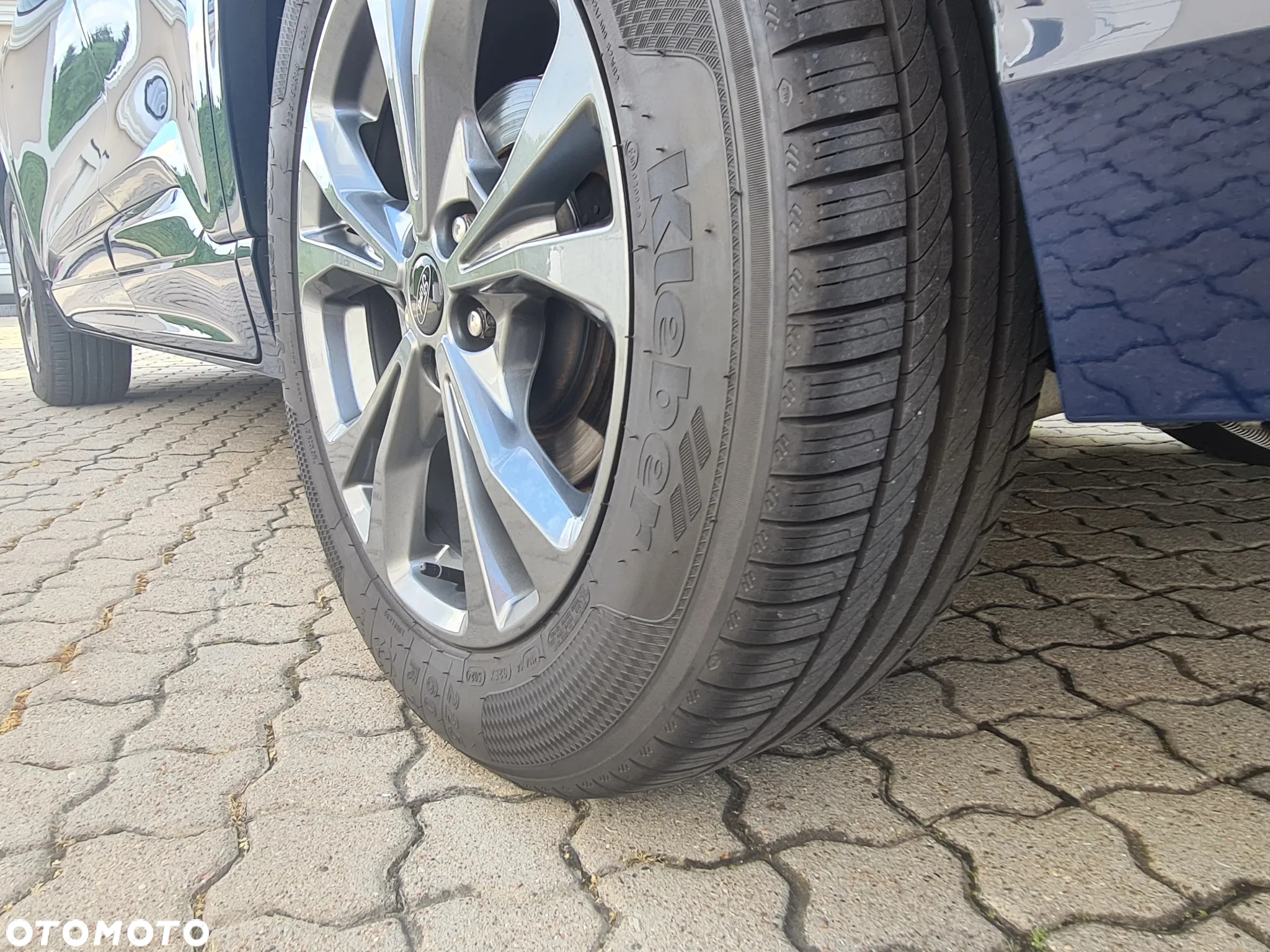 Ford Kuga 2.0 EcoBlue 4x4 ST-LINE X - 30