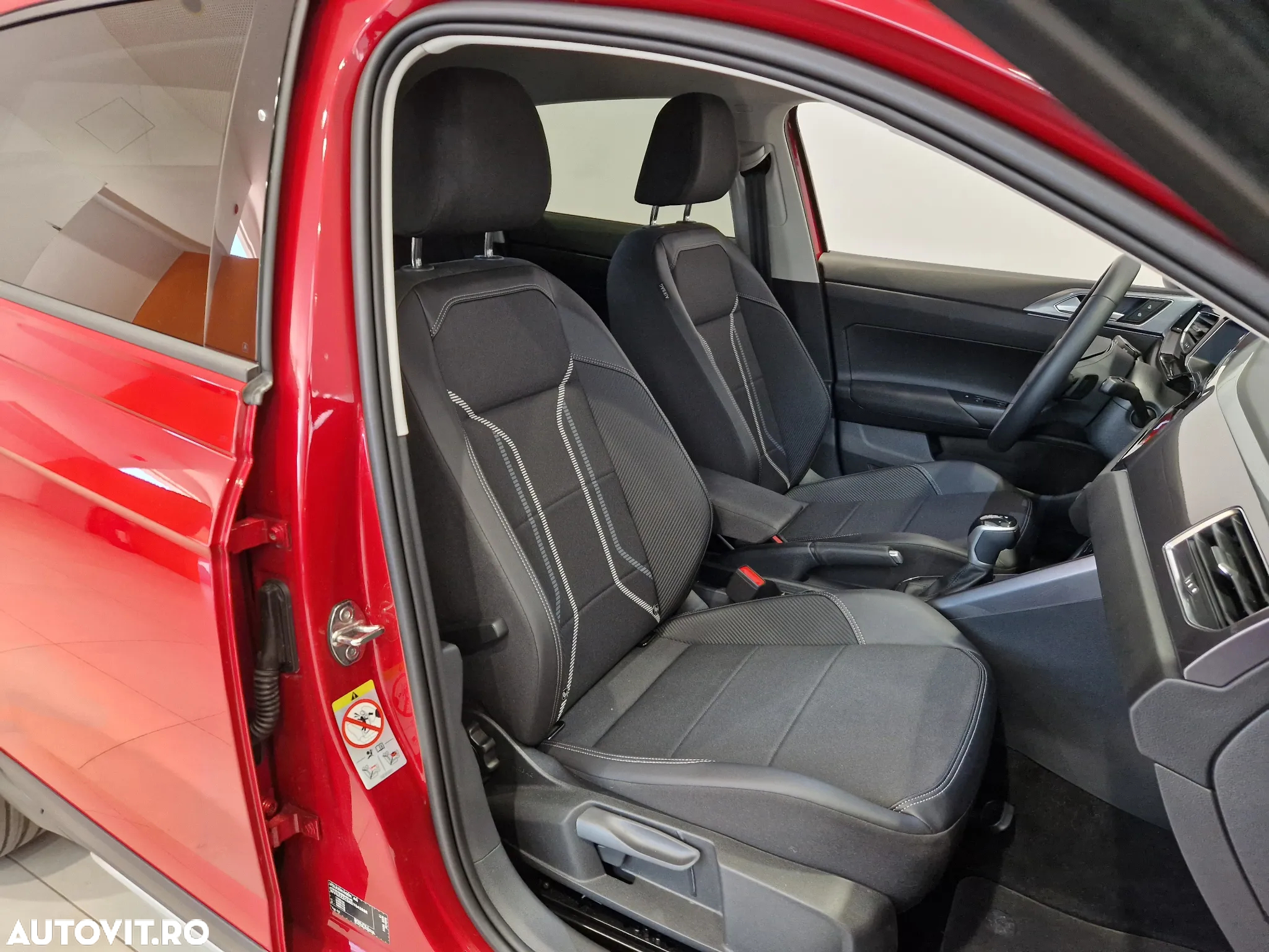 Volkswagen Taigo 1.5 TSI DSG Style - 13