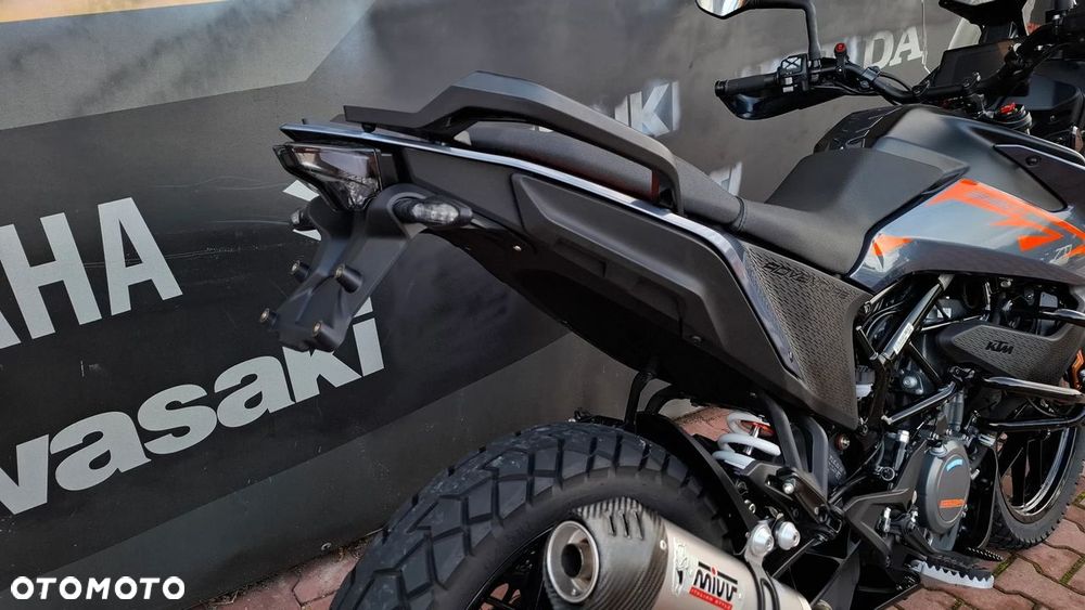 KTM Adventure - 8