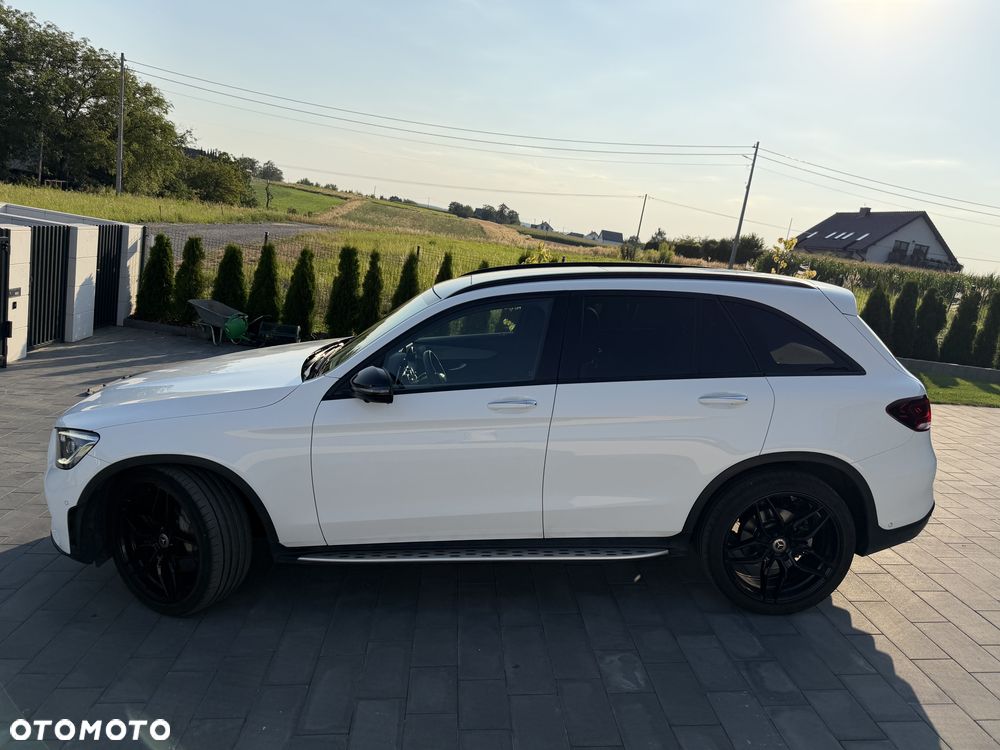 Mercedes-Benz GLC - 11