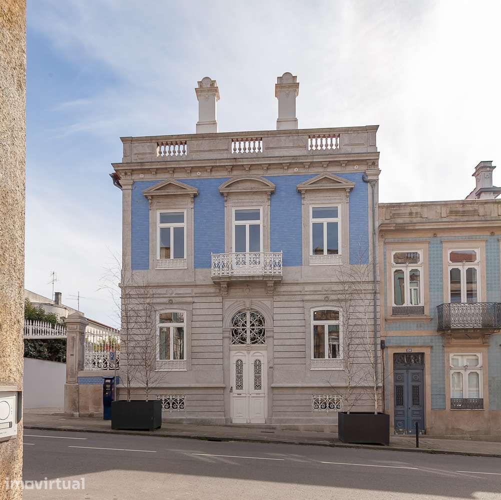 Palacete T6 no Porto - Grande imagem: 2/37