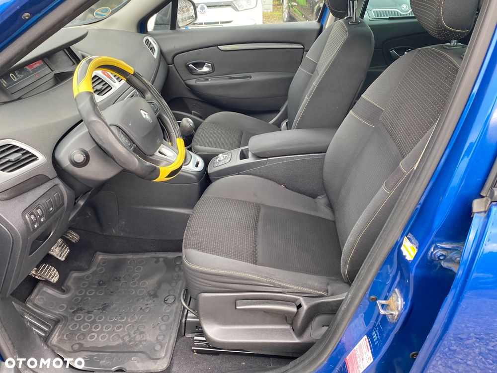 Renault Scenic 1.6 16V 110 Dynamique - 21