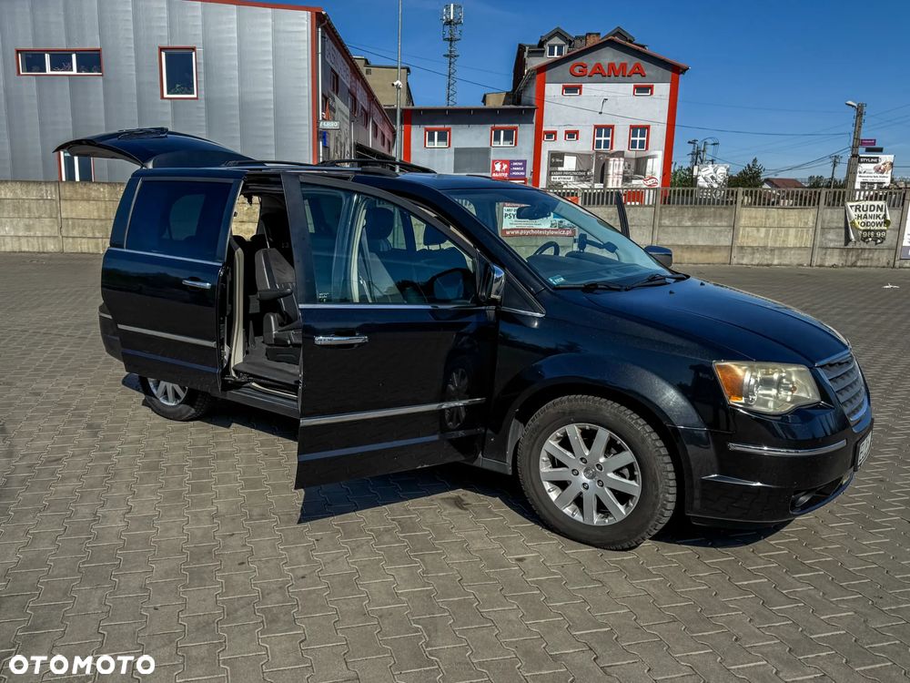Chrysler Grand Voyager - 26