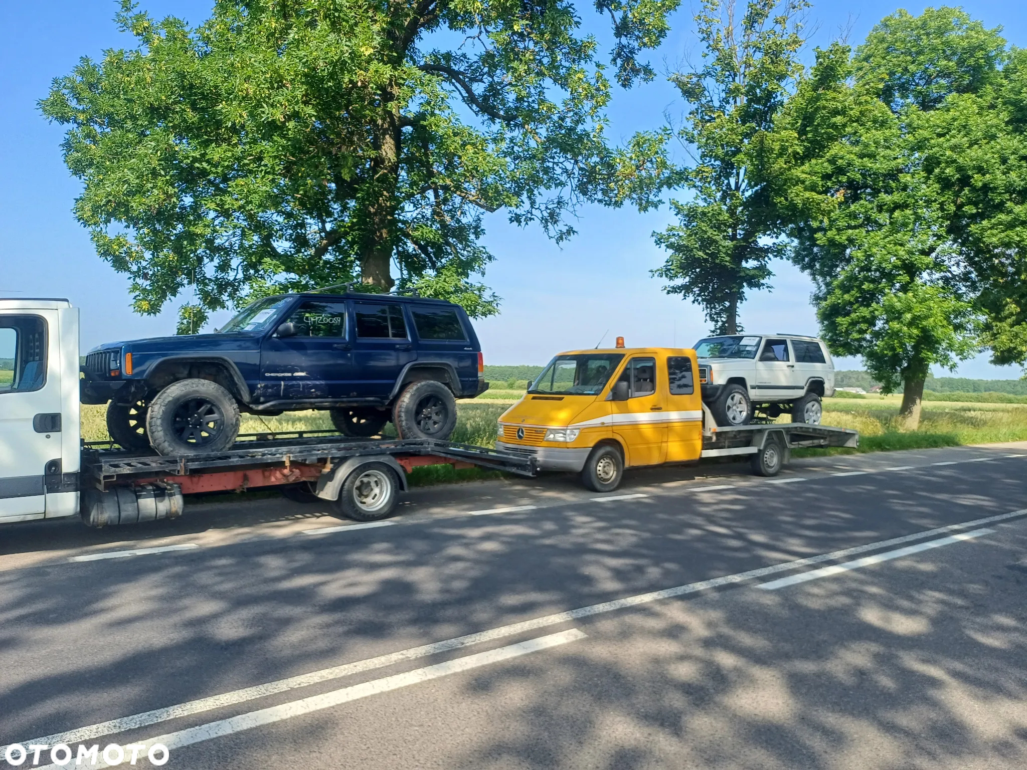 Jeep Cherokee 4.0 - 37