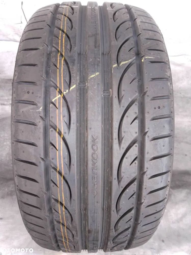 Hankook Ventus V12 EVO2 245/40 ZR17 95Y 2024 - 1