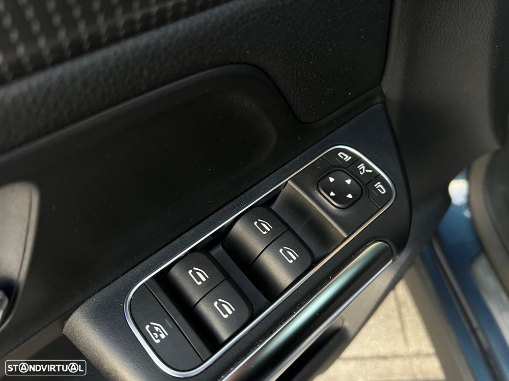 Mercedes-Benz EQA - 21