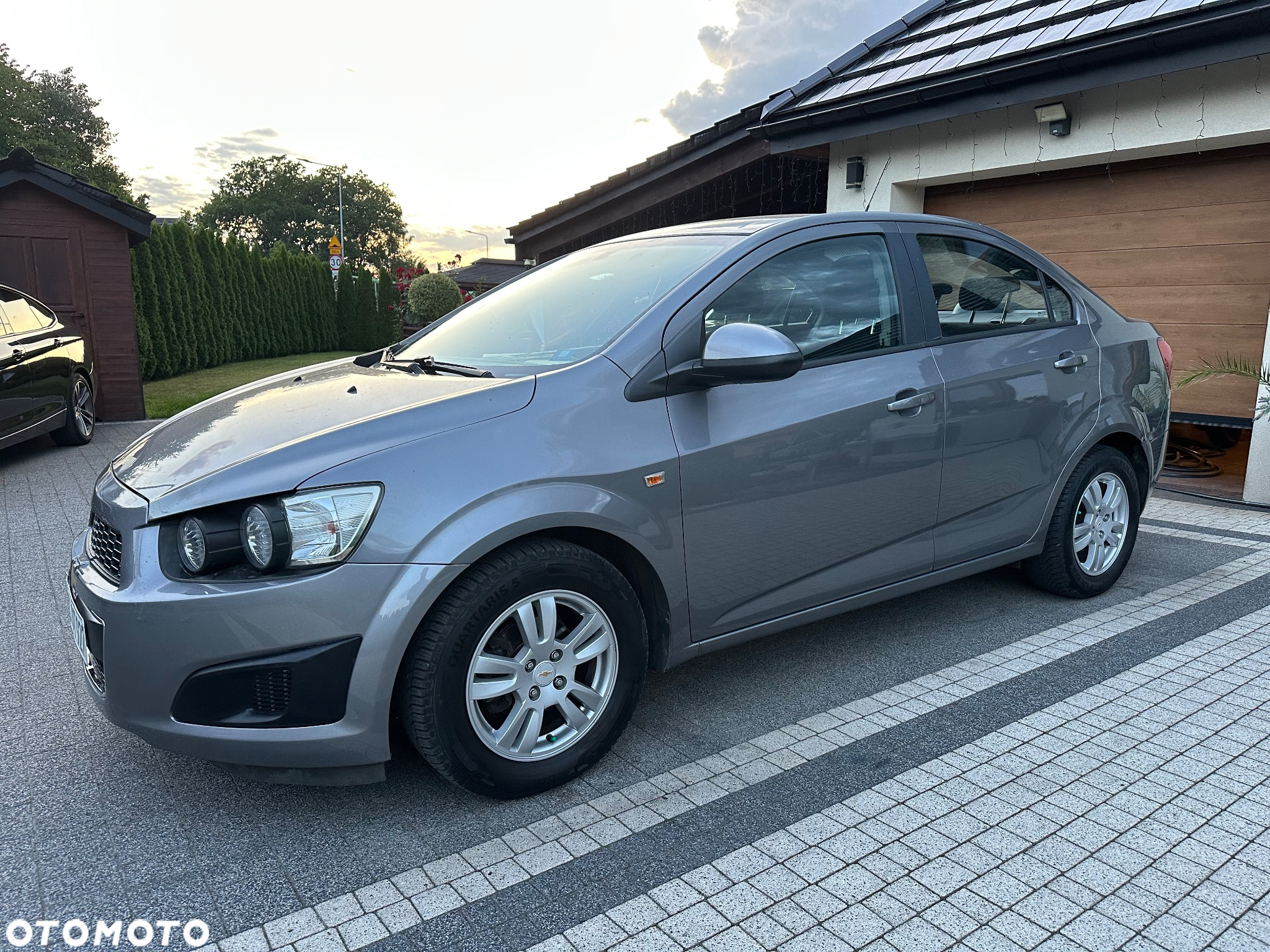 Chevrolet Aveo 1.4 LT - 19