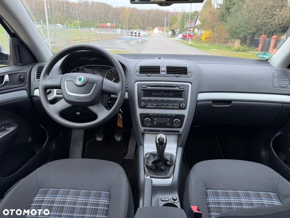 Skoda Octavia - 2