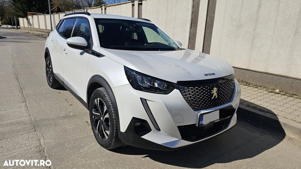 Peugeot 2008 1.2 PureTech EAT8 STT Allure Pack - 3