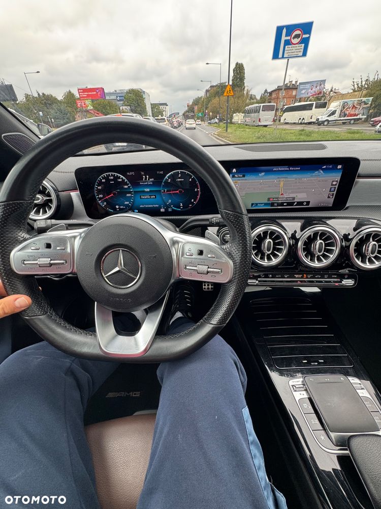 Mercedes-Benz CLA 180 d AMG Line 7G-DCT - 10