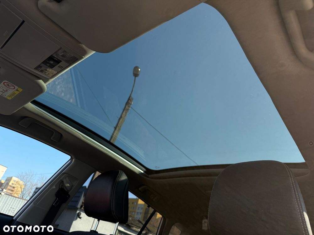 Toyota Verso 2.0 D-4D Prestige 7os - 22