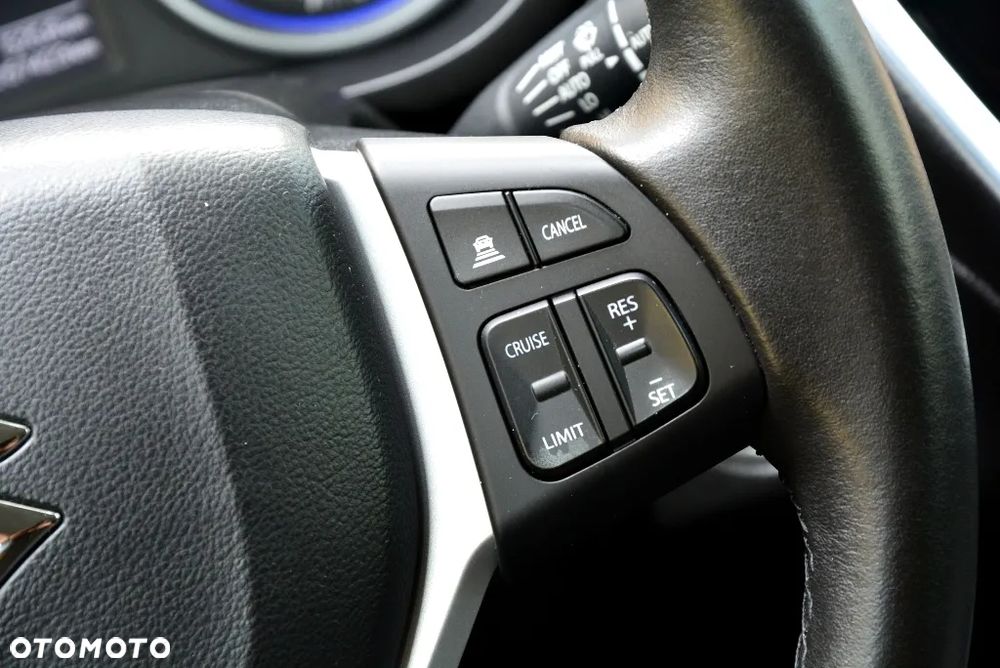 Suzuki SX4 S-Cross 1.4 T Premium - 14