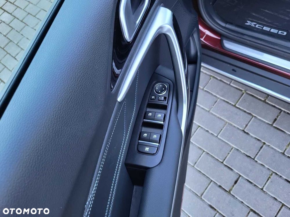 Kia XCeed 1.6 T-GDI Tribute DCT - 13