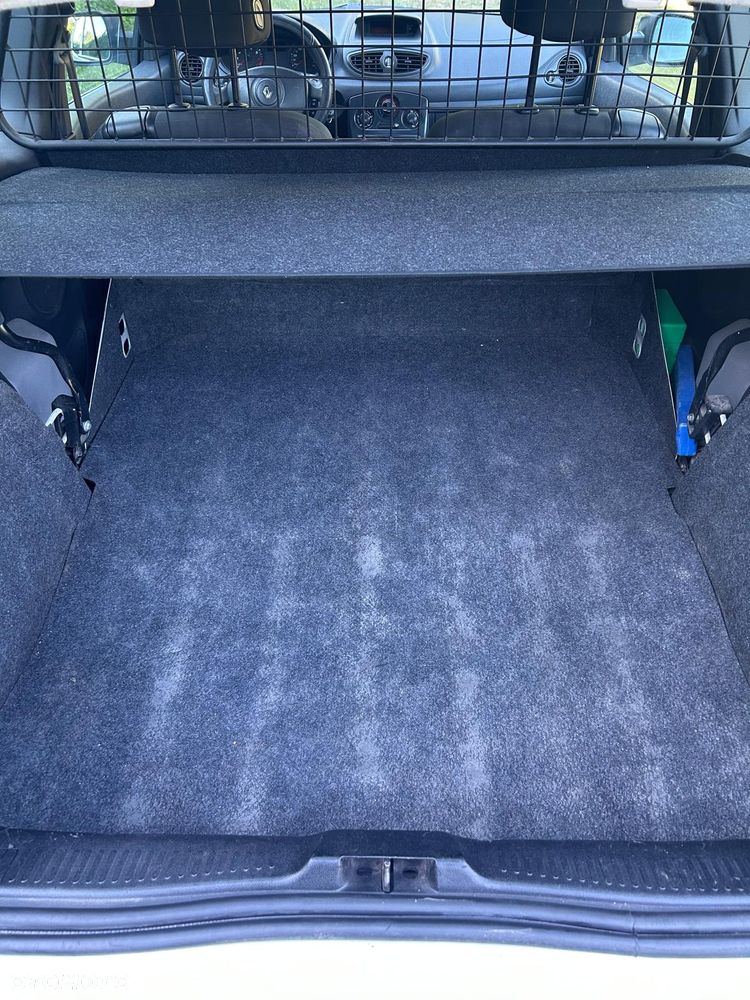 Renault Clio - 2