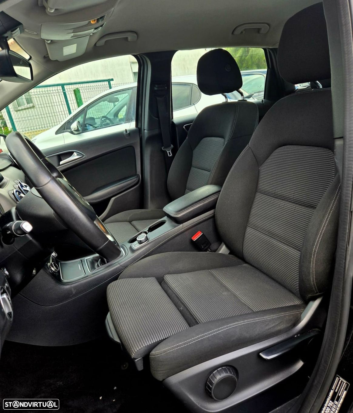 Mercedes-Benz B 180 d Style - 16