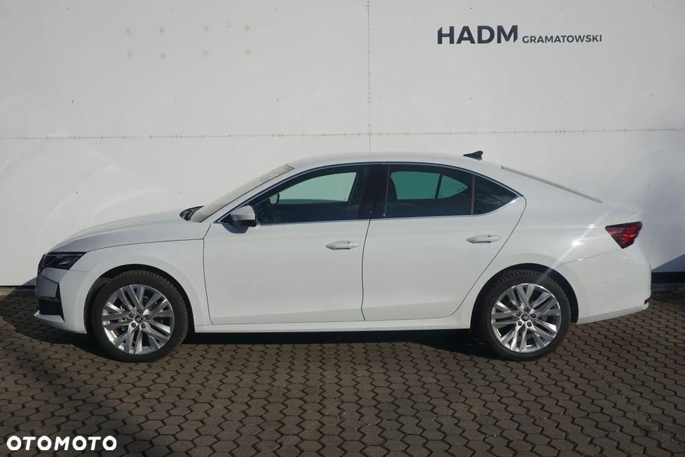 Skoda Octavia 2.0 TDI Edition 130 Selection DSG - 3