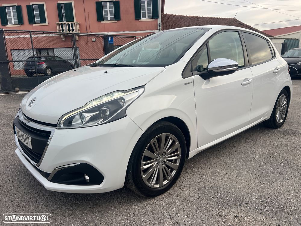 Peugeot 208 1.2 PureTech Style - 20
