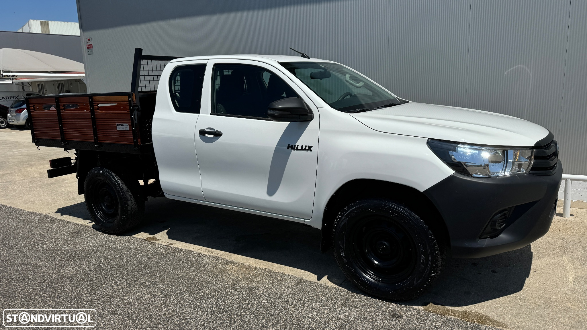 Toyota Hilux 2.4 D-4D 4X4 - 17