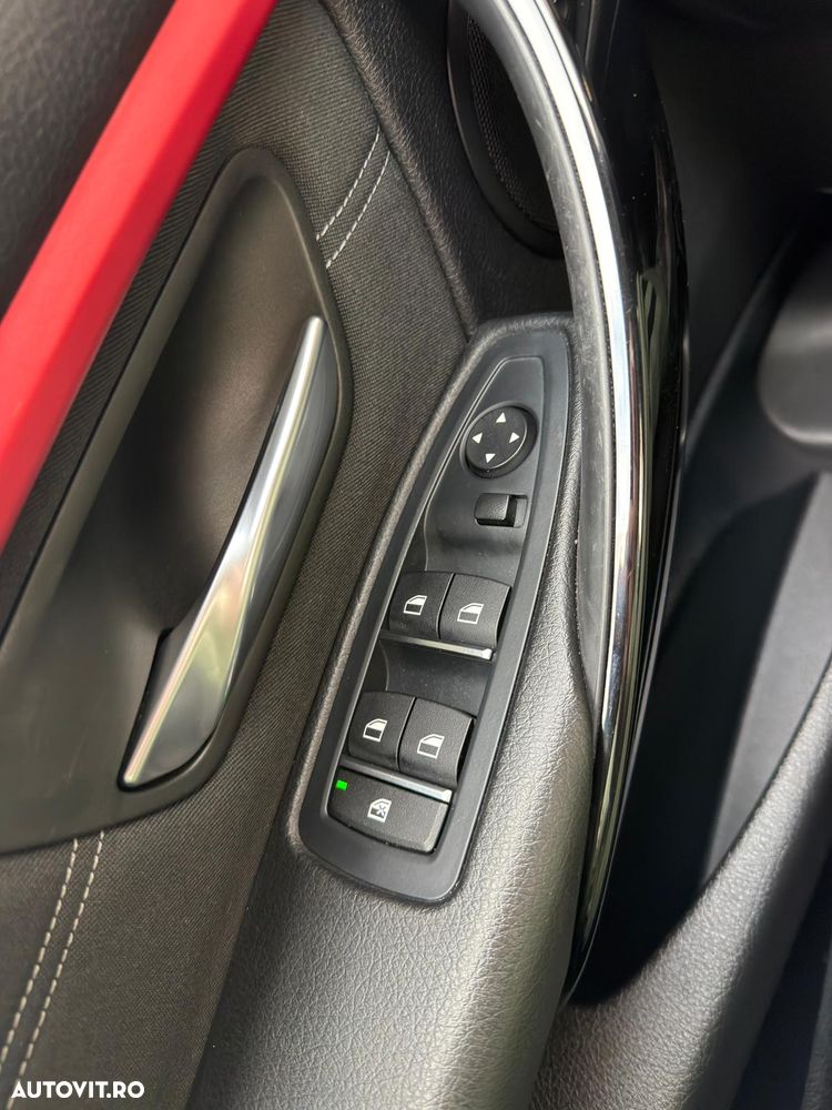 BMW Seria 3 318d Aut. Sport Line - 13