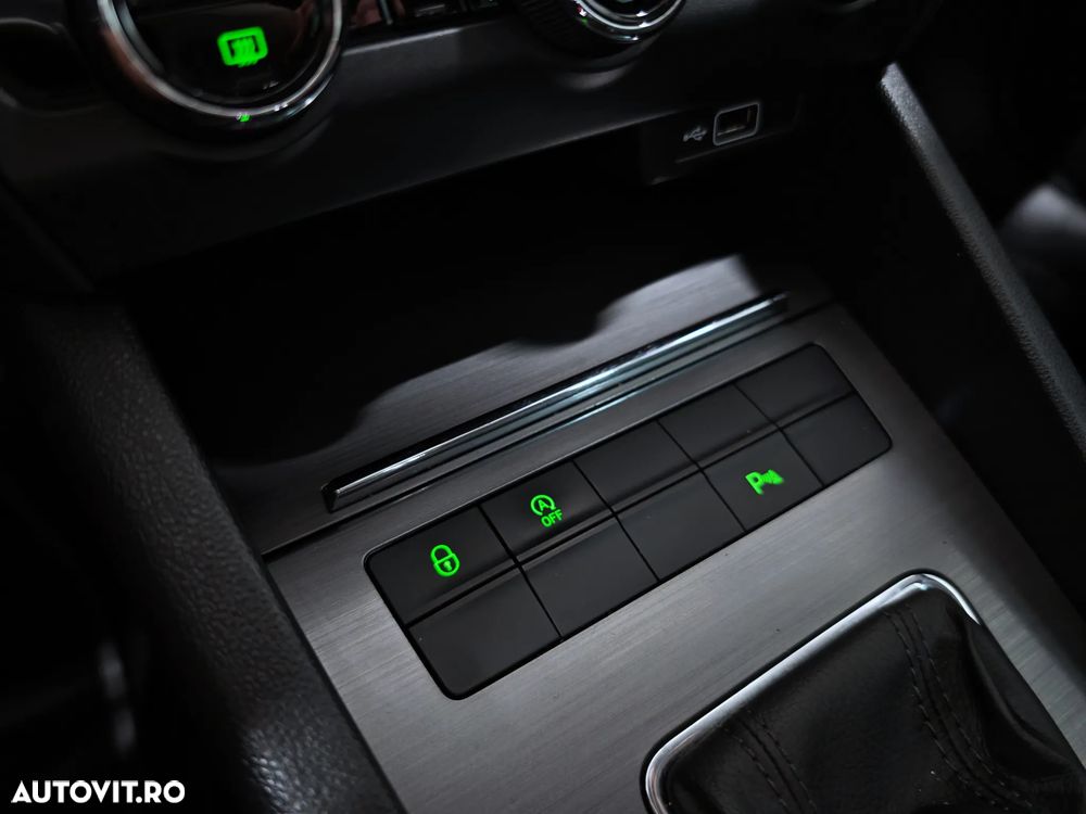 Skoda Octavia 2.0 TDI DSG Clever - 15