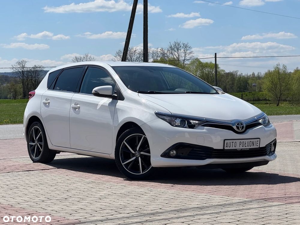 Toyota Auris 1.2 T Dynamic - 1