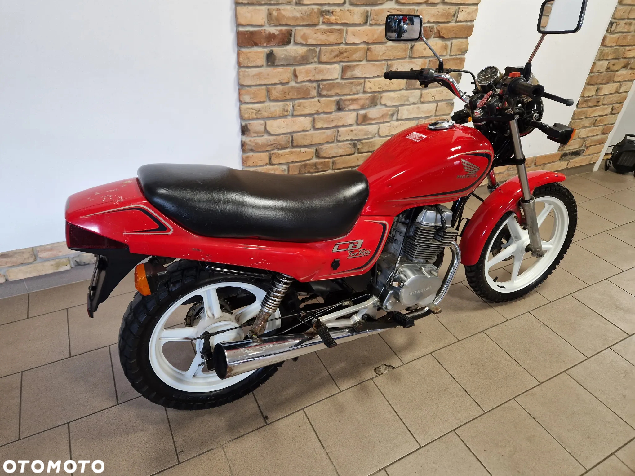 Honda CB - 22