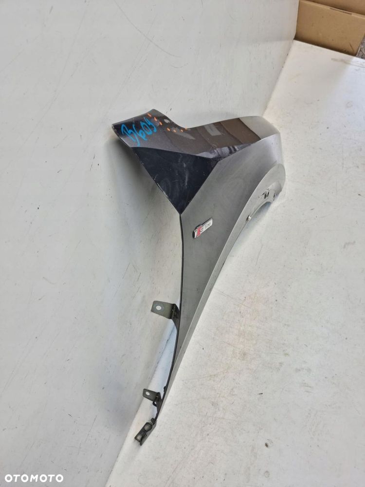 Audi Q2 81A S-LINE Błotnik PRAWY przód przedni - 4