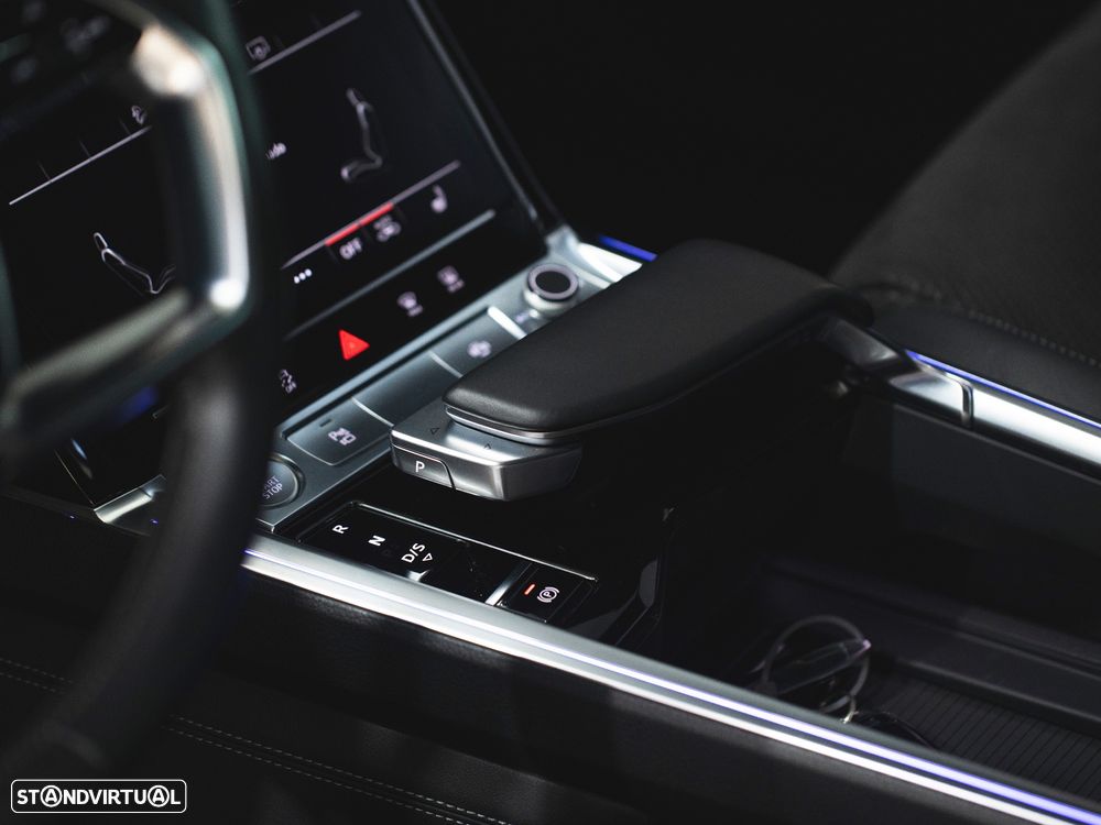 Audi e-tron 55 quattro S line - 25