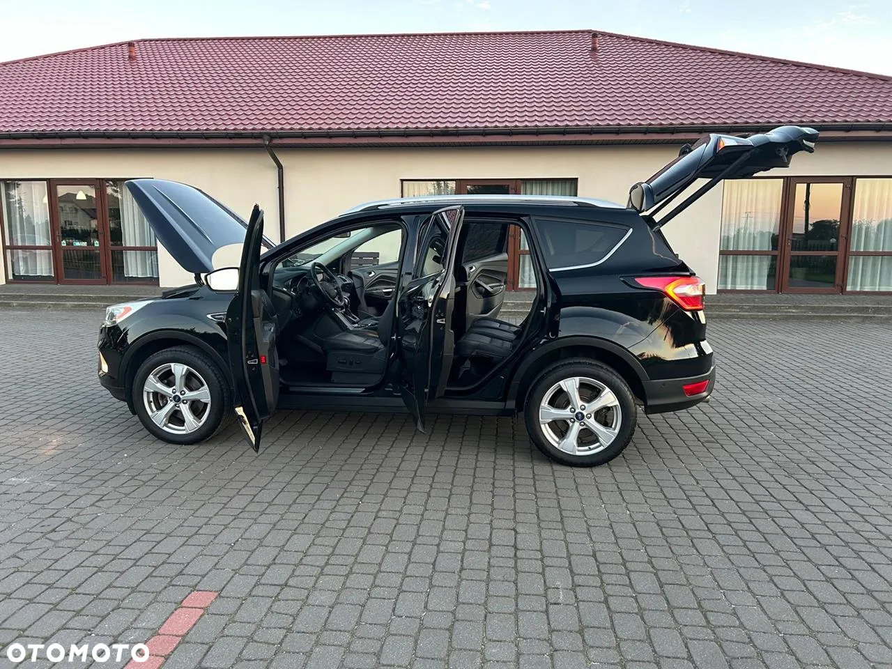 Ford Kuga 1.5 EcoBoost 4WD Titanium Plus - 21