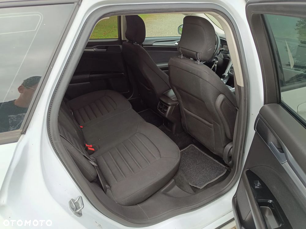 Ford Mondeo 2.0 TDCi Titanium - 11